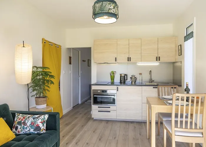 L'escoufle Διαμέρισμα Siradan